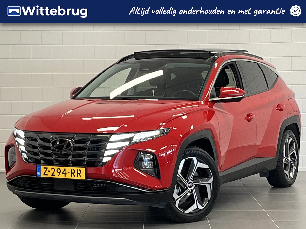 Hyundai Tucson - 1.6 T-GDI PHEV Premium Sky 4WD TREKHAAK | PANORAMADAK | LEDER | NAVIGATIE | ZEER RIJKE UIT - AutoWereld.nl