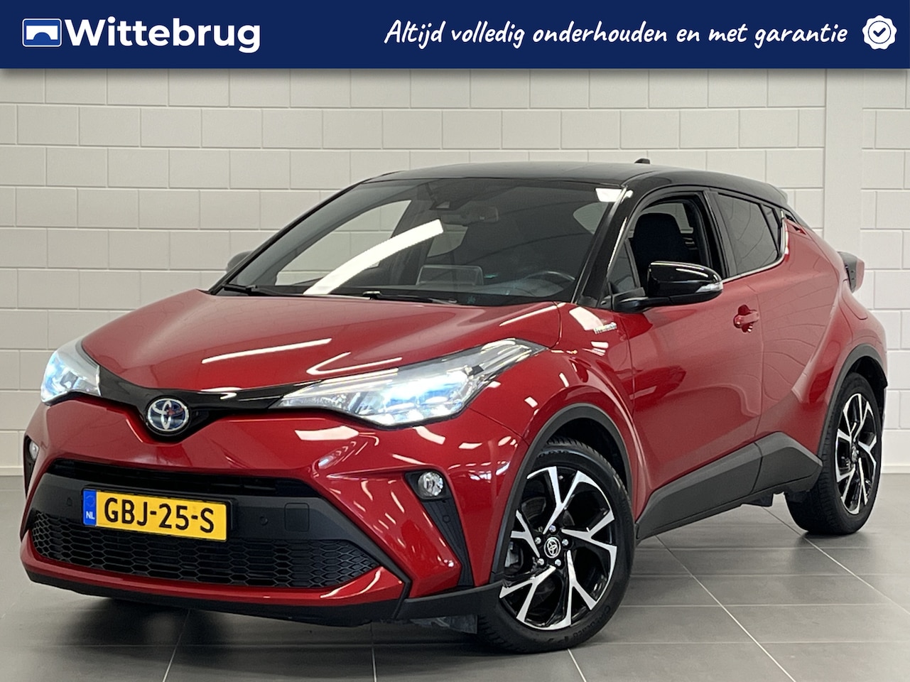 Toyota C-HR - 2.0 Hybrid Dynamic PARKEERCAMERA | TWO TONE | MIRROR SCREEN - AutoWereld.nl