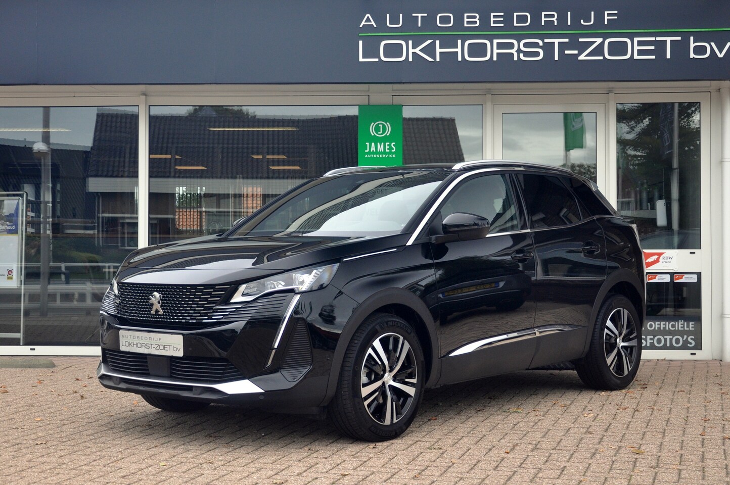 Peugeot 3008 - 1.2 PureTech GT | Navigatie | Camera | Adaptieve CC | Nieuwstaat! - AutoWereld.nl