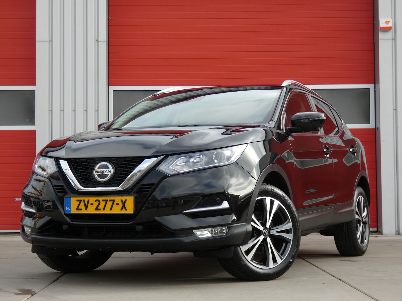 Nissan Qashqai - 1.3 DIG-T N-Connecta/ lage km/ zeer mooi! - AutoWereld.nl