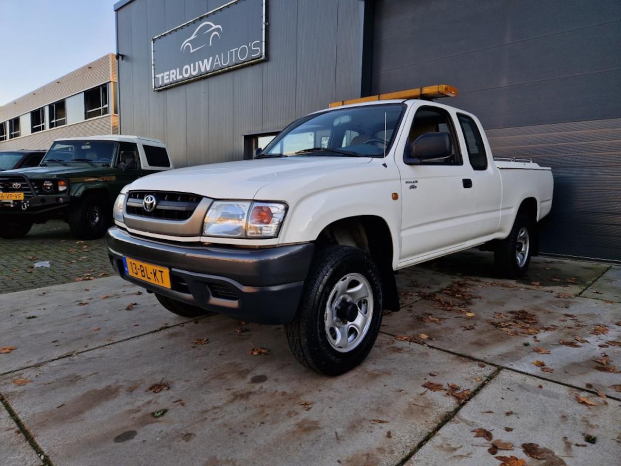 Toyota HiLux - 2.5 D4-D 100 1e Eigenaar - AutoWereld.nl