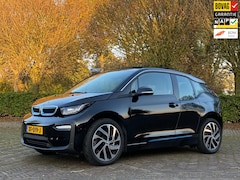 BMW i3 - 94Ah 33 kWh | LED | Leder | Pano schuif/kanteldak | 19" LMV | Camera | Garantie