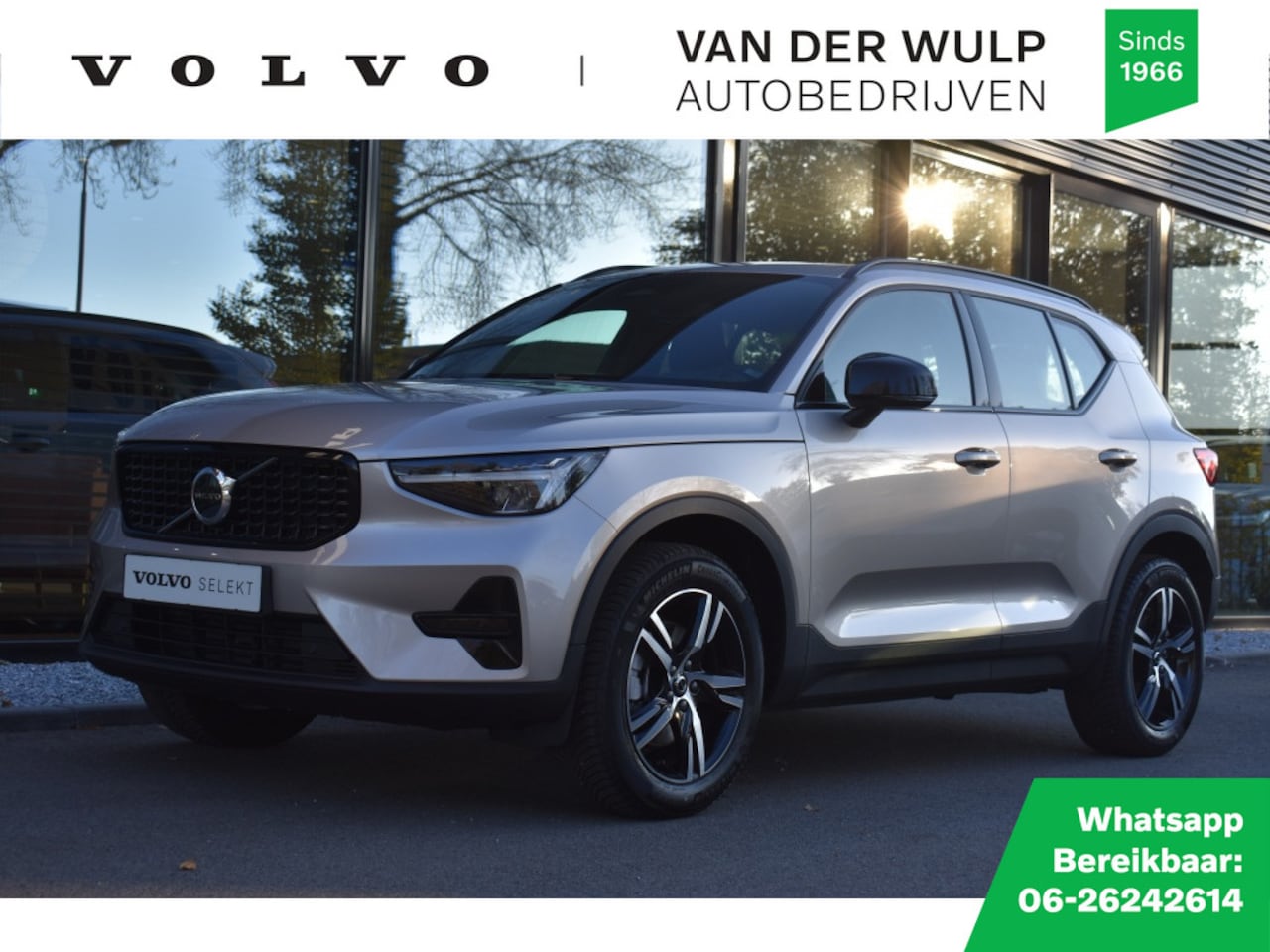 Volvo XC40 - B4 197pk Plus Dark | Trekhaak | Driver Assist | Verwarmbare Voor - AutoWereld.nl