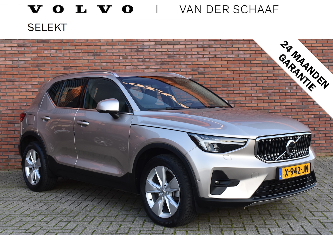 Volvo XC40 - B3 177PK Plus Bright | Trekhaak | Standkachel | Leder | - AutoWereld.nl