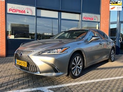 Lexus ES - 300h Business Line