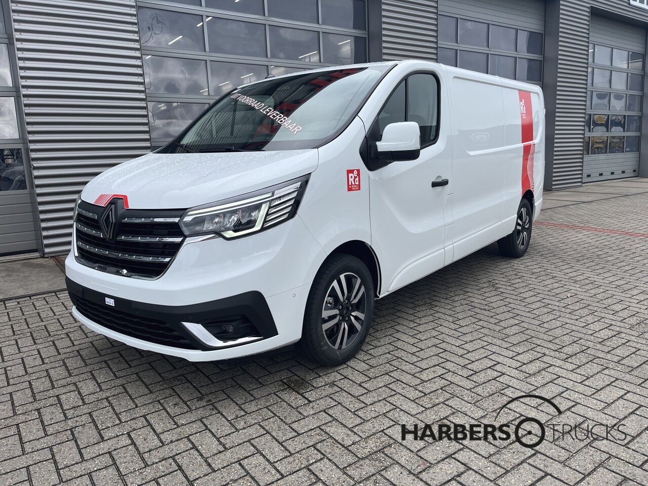 Renault Trafic - L2H1 Exclusive 170PK Automaat, Trekhaak, Camera, PDC **Uit voorraad leverbaar** - AutoWereld.nl