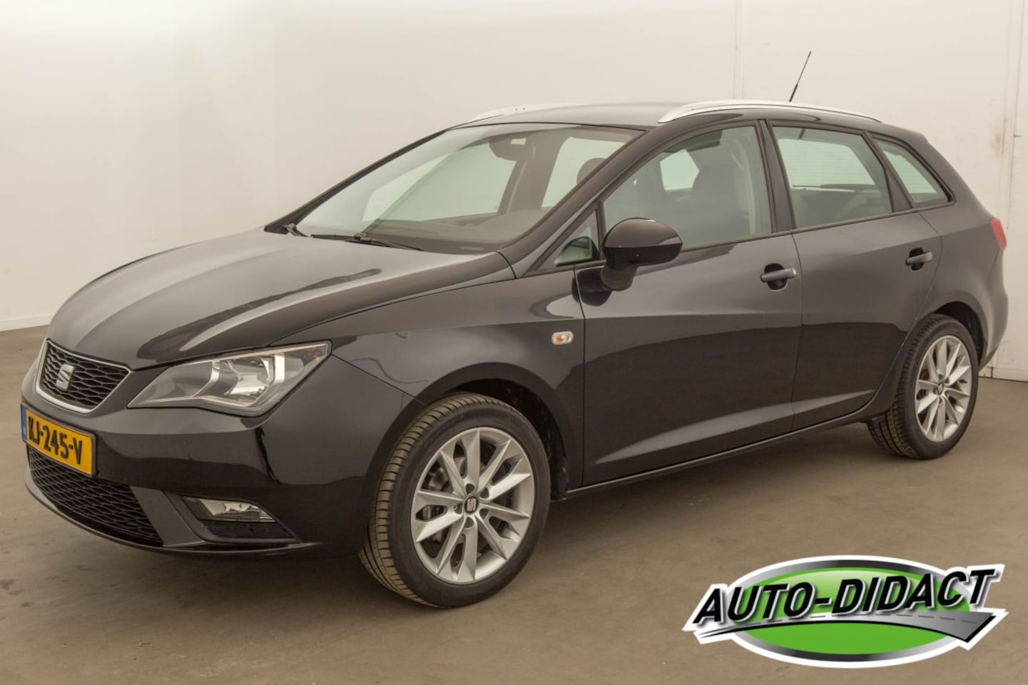 Seat Ibiza ST - 1.0 EcoTSI Navi Style Connect - AutoWereld.nl