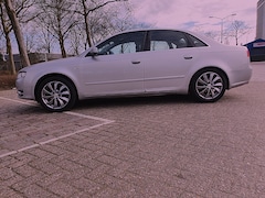 Audi A4 Limousine - 1.6 Pro Line Mooie Audi A4,benzine/LPG3,bjr2006, nieuwe APK geldig tot september 2025, 2de eigenaar,