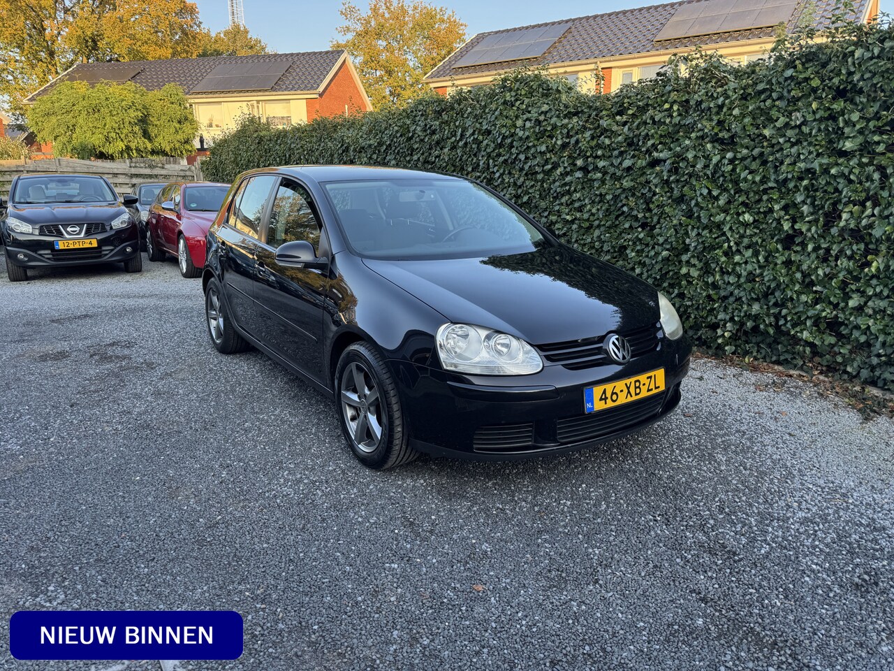 Volkswagen Golf - 1.6 FSI Optive 3 | Airco | Cruise Control | LMV | 5 Deuren | Nieuwe APK - AutoWereld.nl