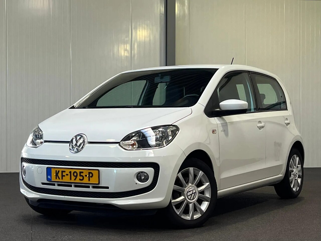 Volkswagen Up! - Club 5-drs [ airco LM velgen ] 1.0 BlueMotion Club - AutoWereld.nl