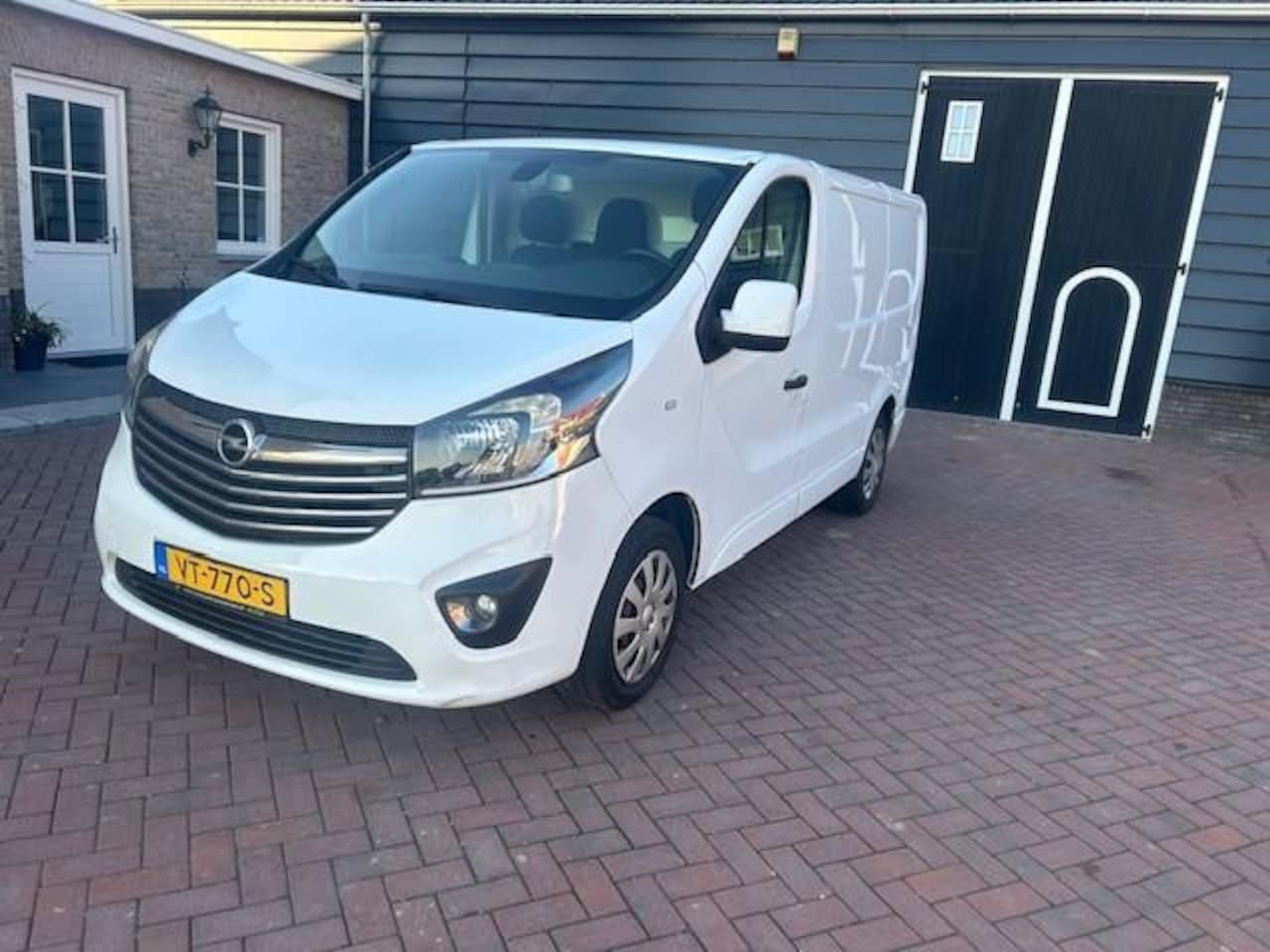 Opel Vivaro - 1.6 CDTI L1H1 Sport 1.6 CDTI L1H1 Sport - AutoWereld.nl