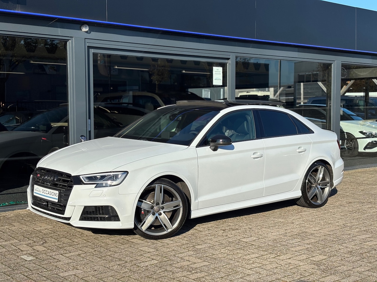 Audi A3 Limousine - 2.0 TFSI S3 quattro Pro Line Plus 2.0 TFSI S3 quattro Pro Line Plus - AutoWereld.nl