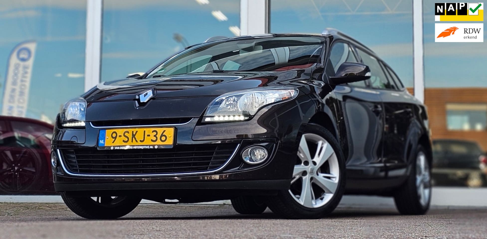 Renault Mégane Estate - 1.2 TCe Collection 2e Eigenaar 100% Onderhouden! Trekhaak - AutoWereld.nl