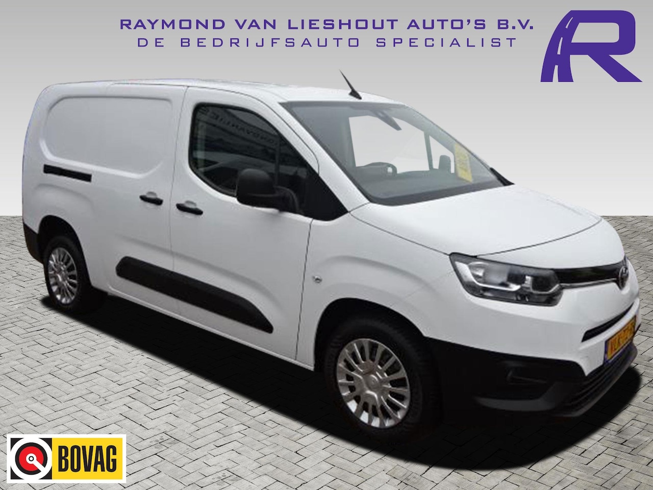 Toyota ProAce City - 1.5 D-4D Professional EU6 Long L2 AIRCO NAVIGATIE PDC - AutoWereld.nl