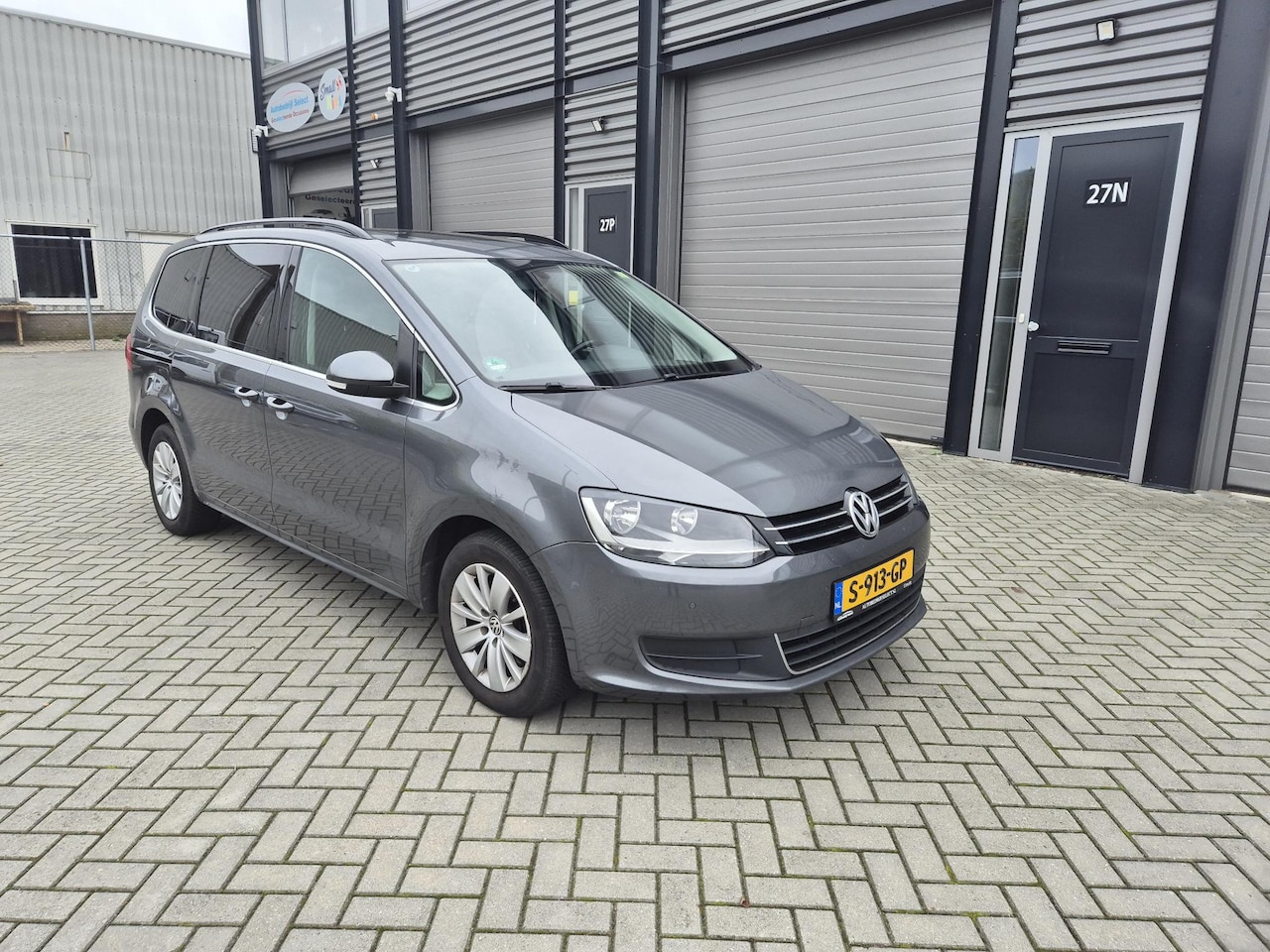 Volkswagen Sharan - 1.4 TSI Highline 7p. Automaat*Lederen bekleding*Panorama dak - AutoWereld.nl