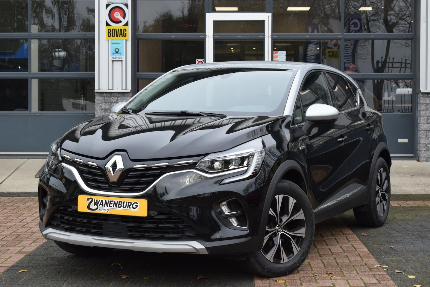 Renault Captur - 1.0 TCe 90 techno Navi Airco Leder/Stof Km 25.800!! - AutoWereld.nl