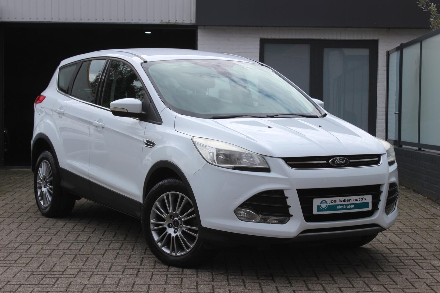 Ford Kuga - 1.6 Titanium Leder, Winter Pack, Navigatie! - AutoWereld.nl