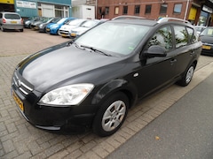 Kia Cee'd Sporty Wagon - 1.4 CVVT X-tra apk 8.24