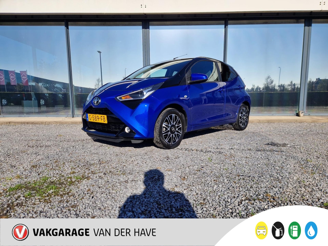 Toyota Aygo - 1.0 VVT-i x-clusiv | ANDROID Auto / APPLE Carplay | Keyless | Camera | Climate Control | H - AutoWereld.nl