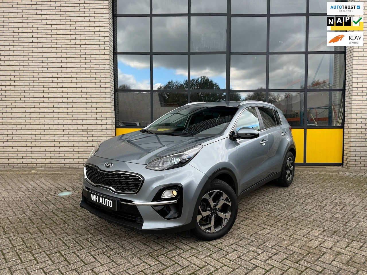 Kia Sportage - 130PK GT-Line, Leer, Trekhaak, 4 seizoenen banden & led - AutoWereld.nl