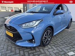 Toyota Yaris - 1.5 VVT-i First Edition benzine, handgeschakeld, full map navigatie