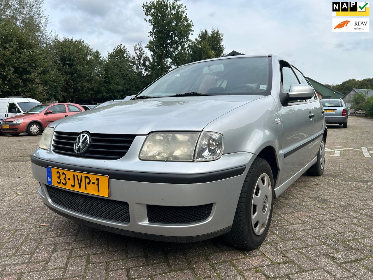 Volkswagen Polo - 1.4 5 deurs ,airco,trekhaak - AutoWereld.nl