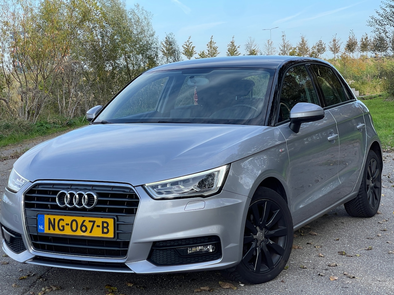 Audi A1 Sportback - 1.0 TFSI Sport Pro S Line I LED I 5 DRS I - AutoWereld.nl