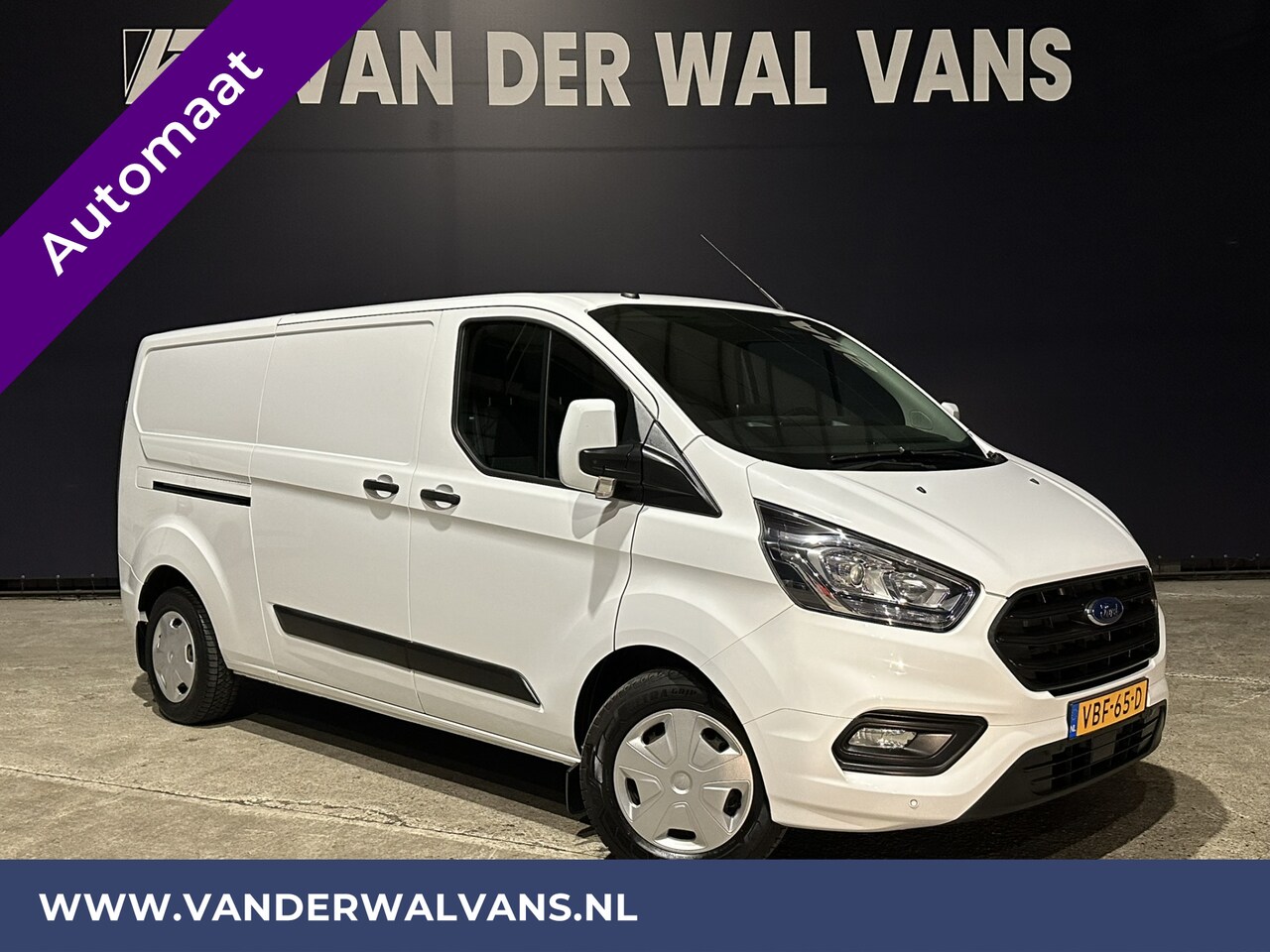 Ford Transit Custom - 2.0 TDCI 170pk Automaat L2H1 inrichting Euro6 Airco | 2x zijdeur | Navigatie | LED Cruisec - AutoWereld.nl