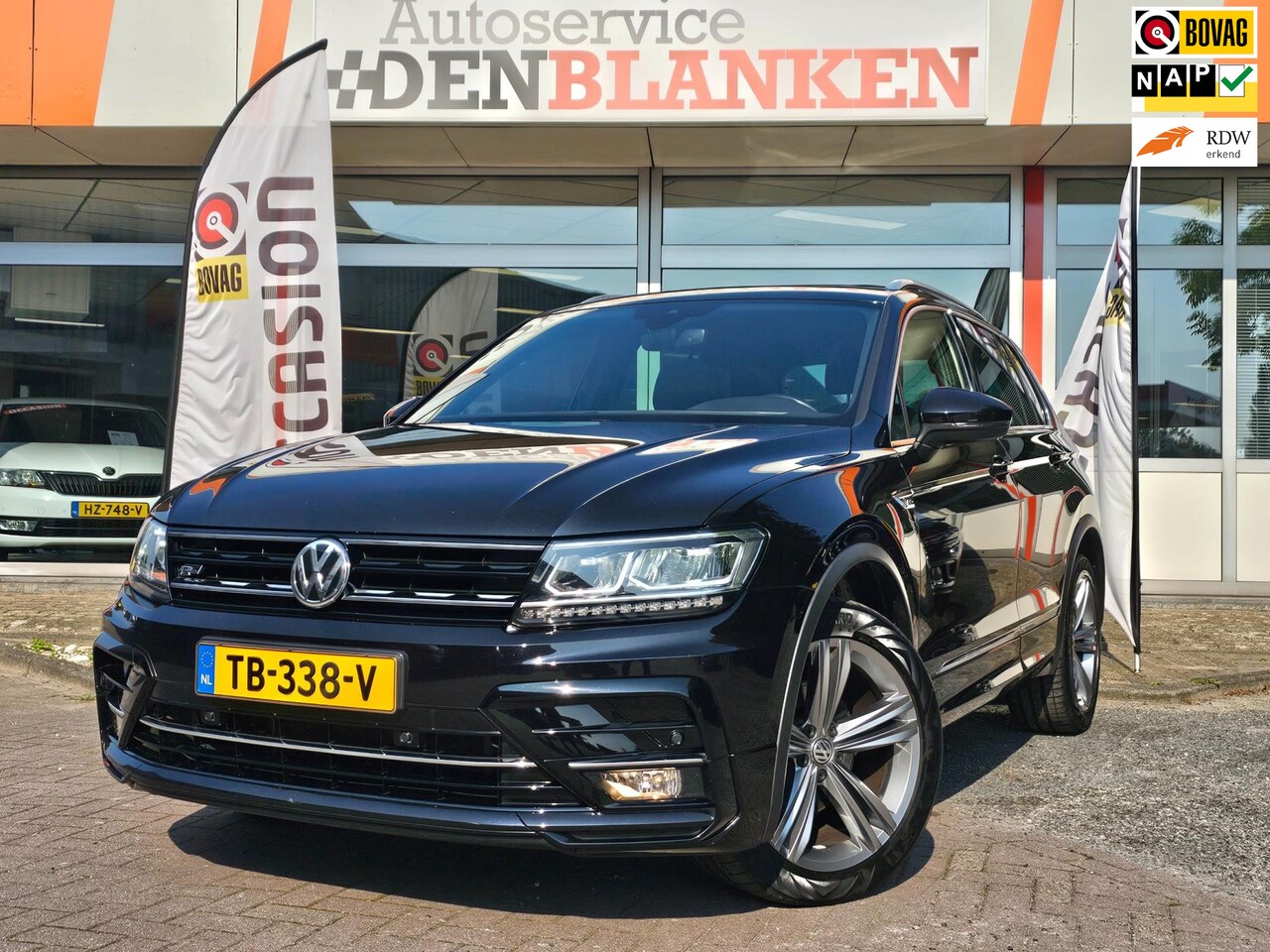 Volkswagen Tiguan - 1.4 TSI 4Motion Highline Business R Automaat BJ.2018 / Panodak / Digit.Dashb. / Led Koplam - AutoWereld.nl