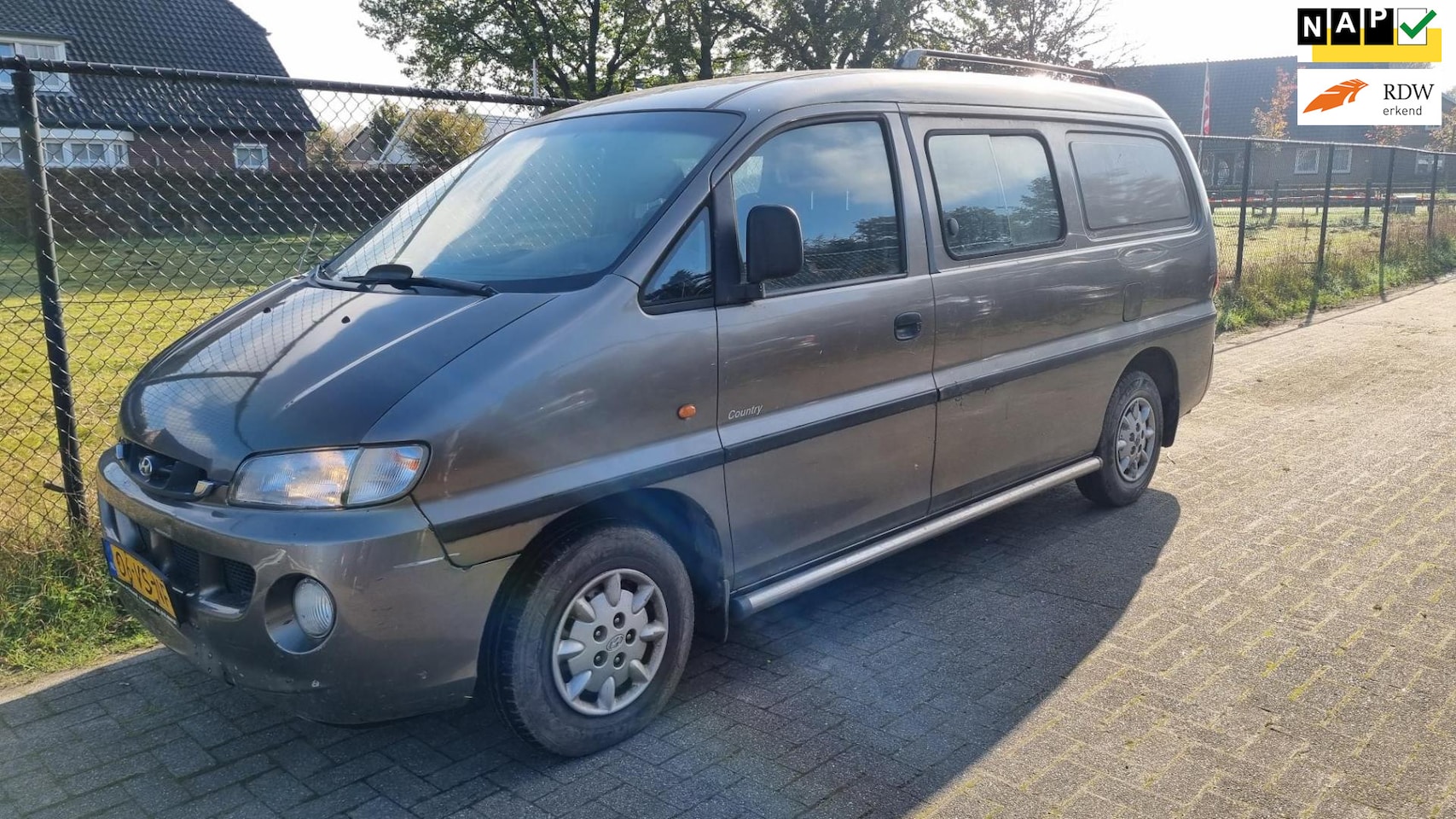 Hyundai H 200 - H200 1999 2.5 DIESEL MANUEEL AIRCO CLEAN - AutoWereld.nl