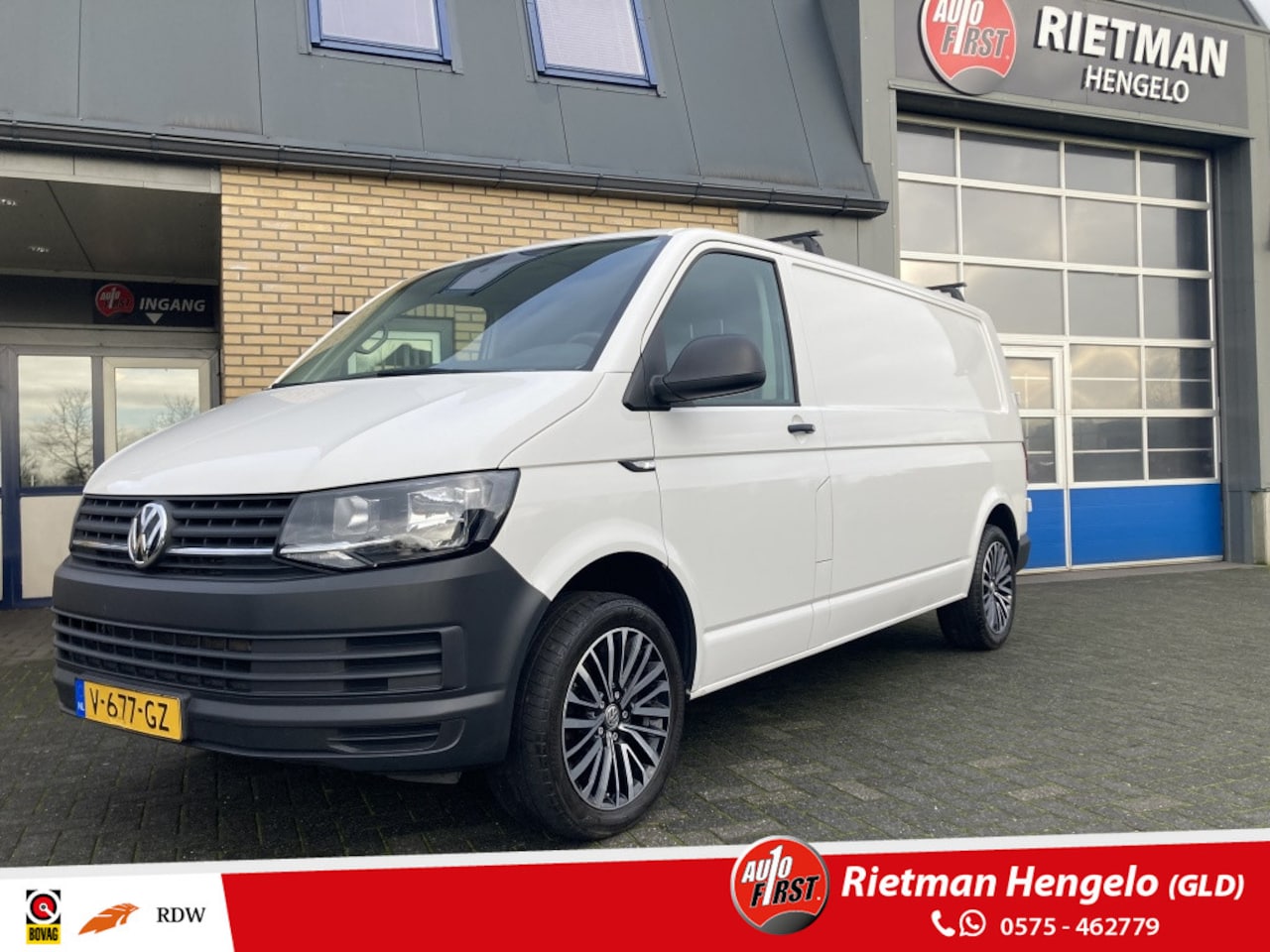 Volkswagen Transporter - 2.0 TDI L2H1 - 150 PK - Trekhaak -PDC- Cruise control - Airco - AutoWereld.nl