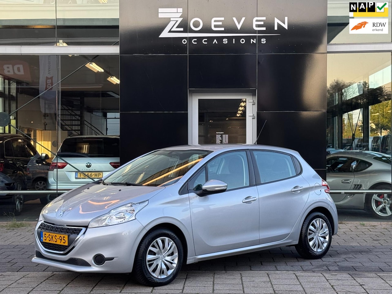 Peugeot 208 - 1.2 Vti Active 1.2 VTi Active - AutoWereld.nl