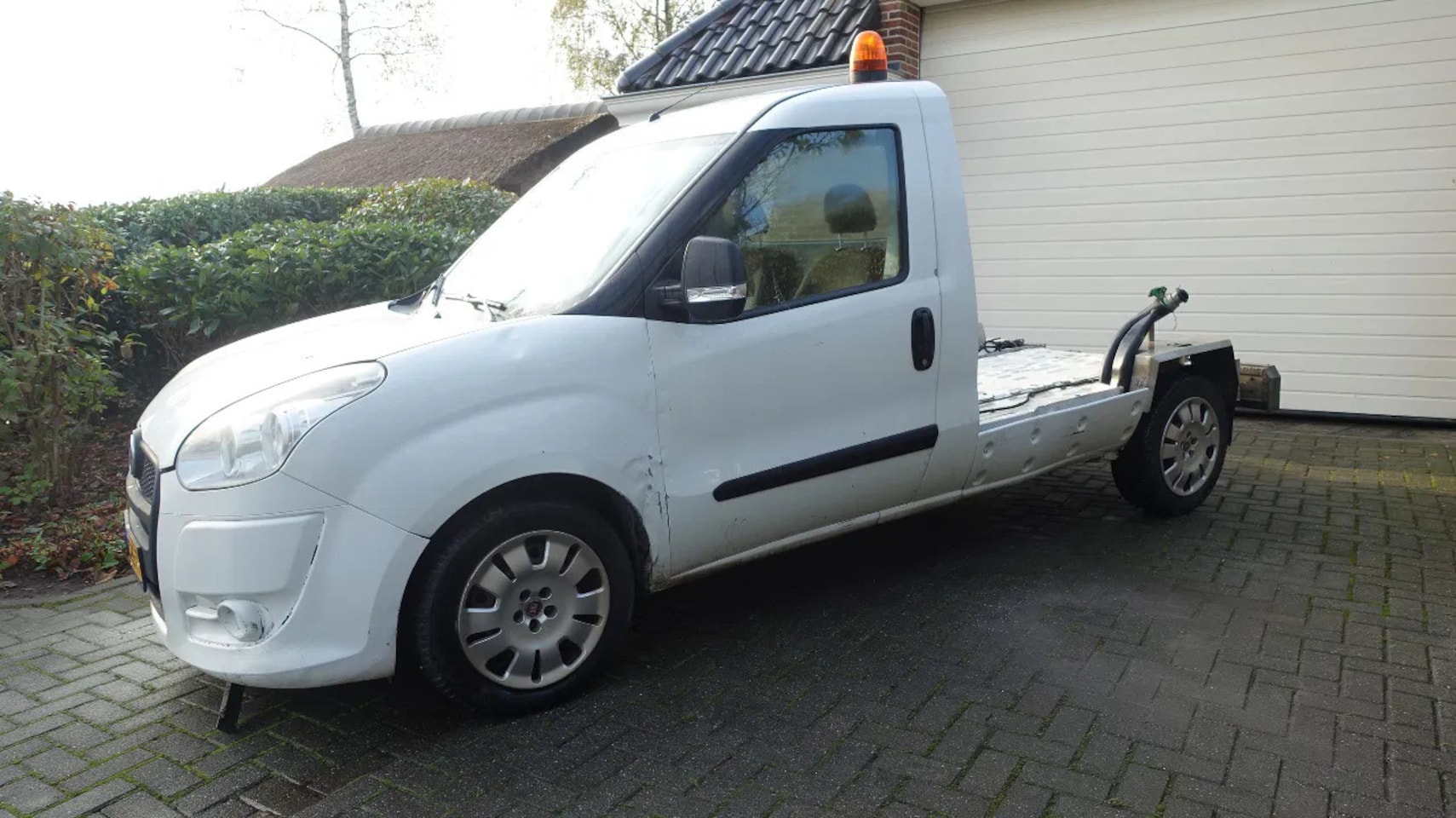 Fiat Doblò - Chassis/kipper Benzine Euro5 - AutoWereld.nl