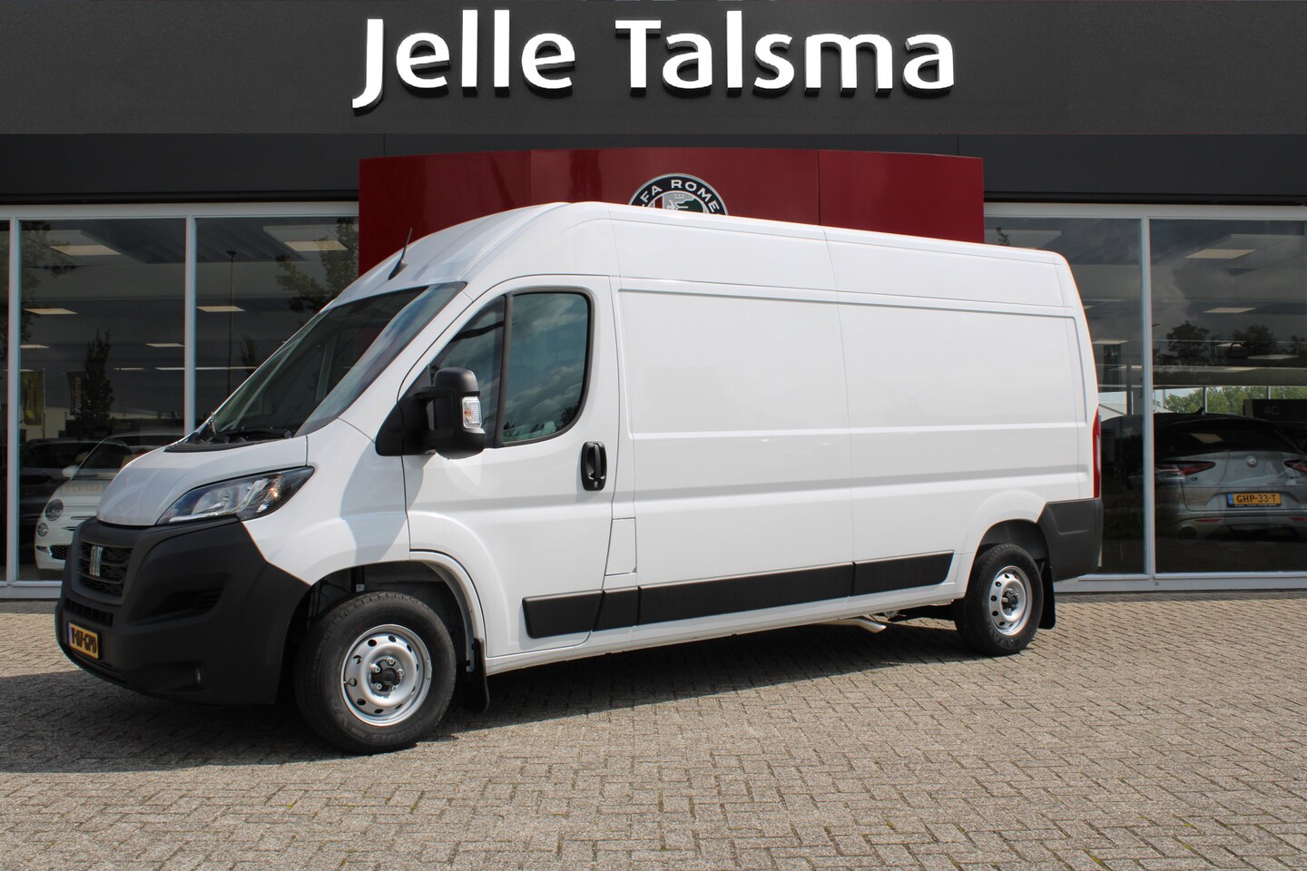 Fiat Ducato - 35 2.2 MultiJet L3H2 141PK | parkeersensoren - AutoWereld.nl