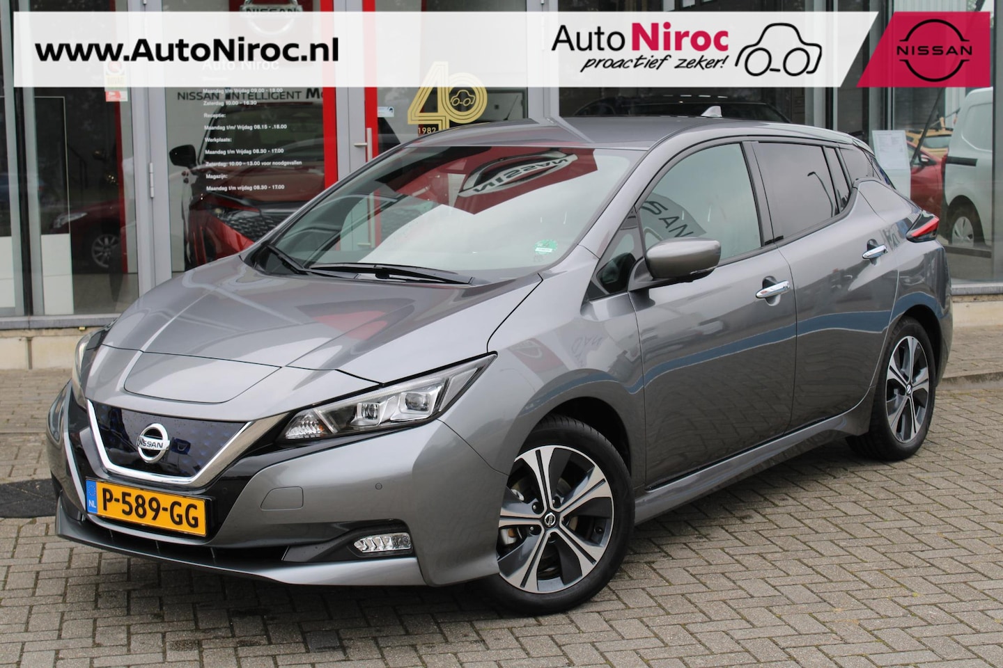 Nissan LEAF - Tekna 40 kWh | € 2.000,- SUBSIDIE BESCHIKBAAR | - AutoWereld.nl