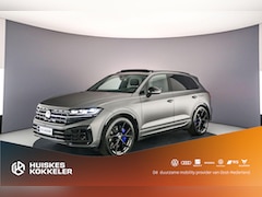 Volkswagen Touareg - R 3.0 TSI eHybrid 462pk Tiptronic Trekhaak, Panoramadak, Lederen bekleding, Luchtvering, H