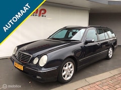 Mercedes-Benz E-klasse Combi - 240 Avantgarde (youngtimer ) MEENEEMPRIJS AUTO STAAT AL LANG STIL EN LOOPT OOK NIET