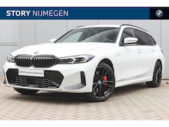 BMW 3-serie Touring - 330e xDrive High Executive M Sport Automaat / Trekhaak / Adaptief M Onderstel / Sportstoel