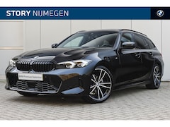 BMW 3-serie Touring - 318i M Sport Automaat / Panoramadak / Trekhaak / Active Cruise Control / M Sportonderstel