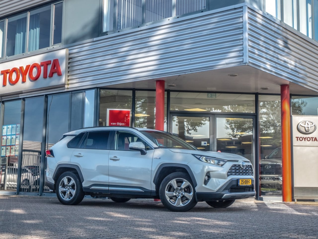 Toyota RAV4 - 2.5 Hybrid Style 2.5 Hybrid Style - AutoWereld.nl