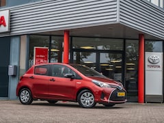 Toyota Yaris - 1.5 Hybrid Comfort | Airco | All-season banden |