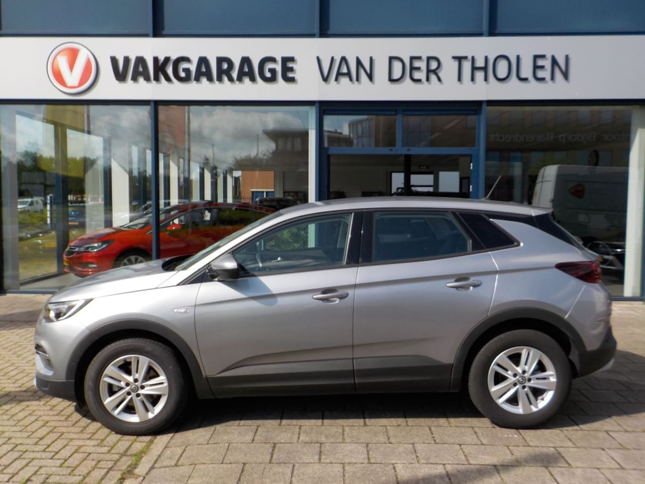 Opel Grandland X - 1.2 Turbo Bns Ed. - AutoWereld.nl