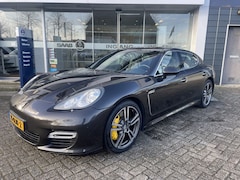 Porsche Panamera - 4.8 Turbo