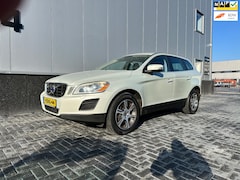 Volvo XC60 - 2.4D AWD Summum / Pano / adaptief Cruise / afn. Trekhaak