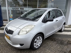 Toyota Yaris - 1.3 VVTi Terra