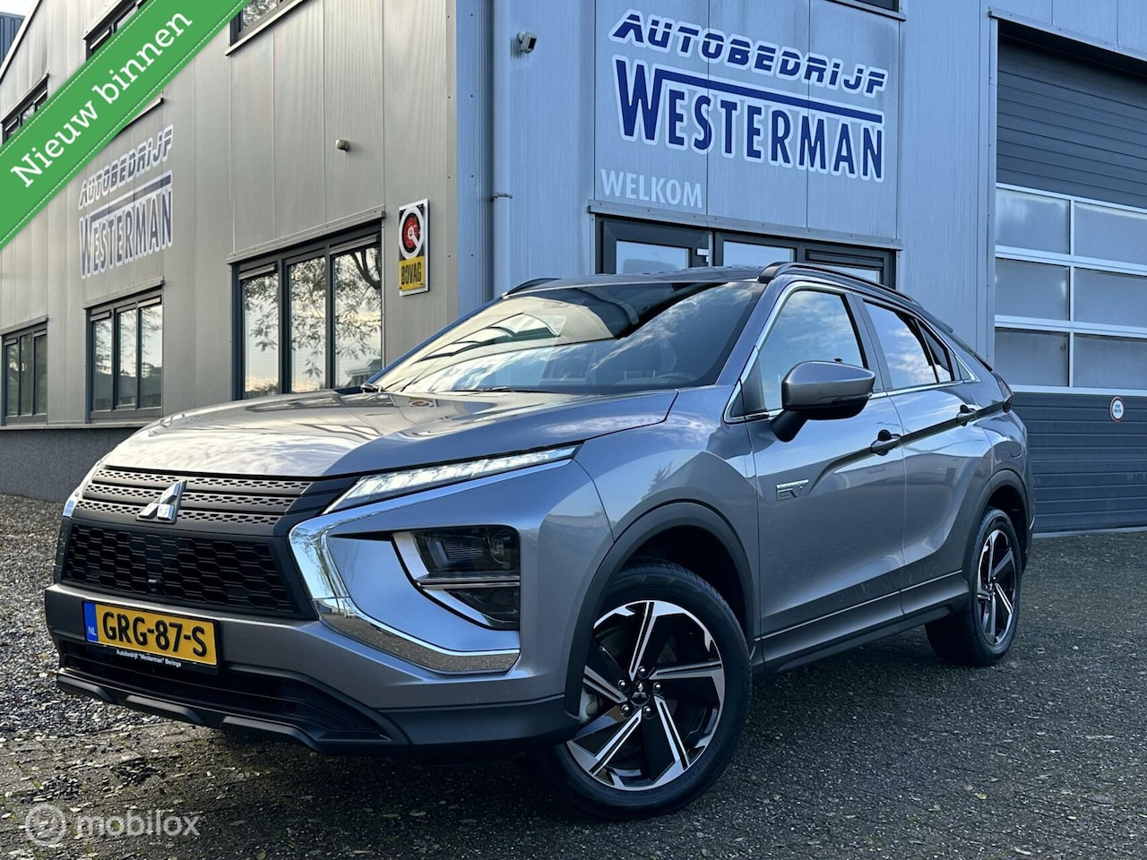 Mitsubishi Eclipse Cross - 2.4 PHEV Intense+ 1ste eigenaar 33dkm Camera Keyless entry/go Carplay etc. - AutoWereld.nl