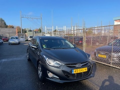 Hyundai i40 Wagon - 1.7 CRDi Blue Business Edition