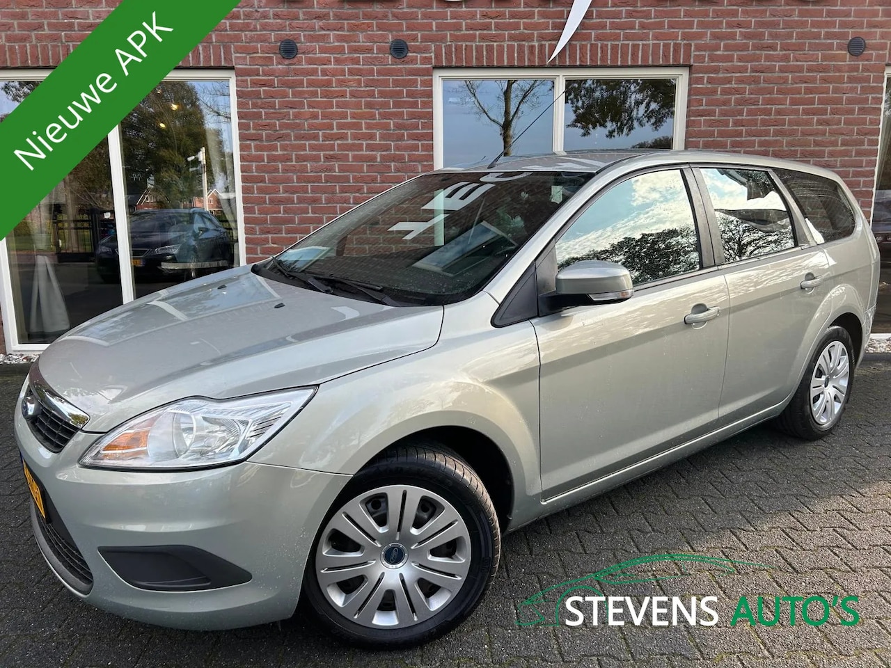 Ford Focus Wagon - 1.6 - AutoWereld.nl