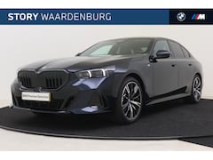 BMW 5-serie - 520i High Executive M Sport Automaat / Panoramadak / Trekhaak / Stoelventilatie / Adaptiev