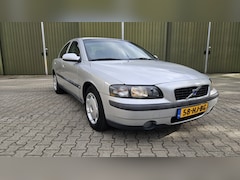 Volvo S60 - 2.4 Edition